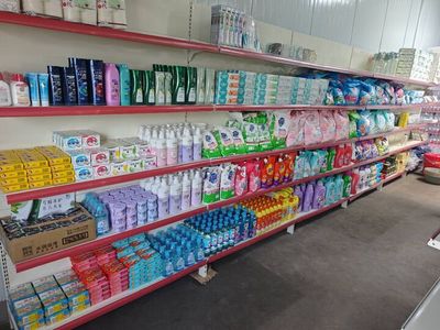 溫宿縣日用品批發(fā)市場 區(qū)域消費(fèi)的供應(yīng)鏈樞紐